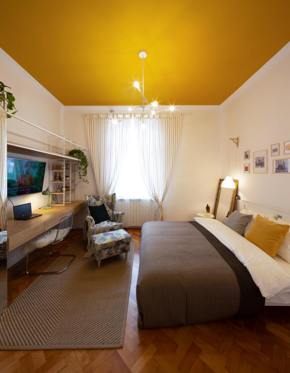 Yellow Apartment Клуж-Напока Екстериор снимка