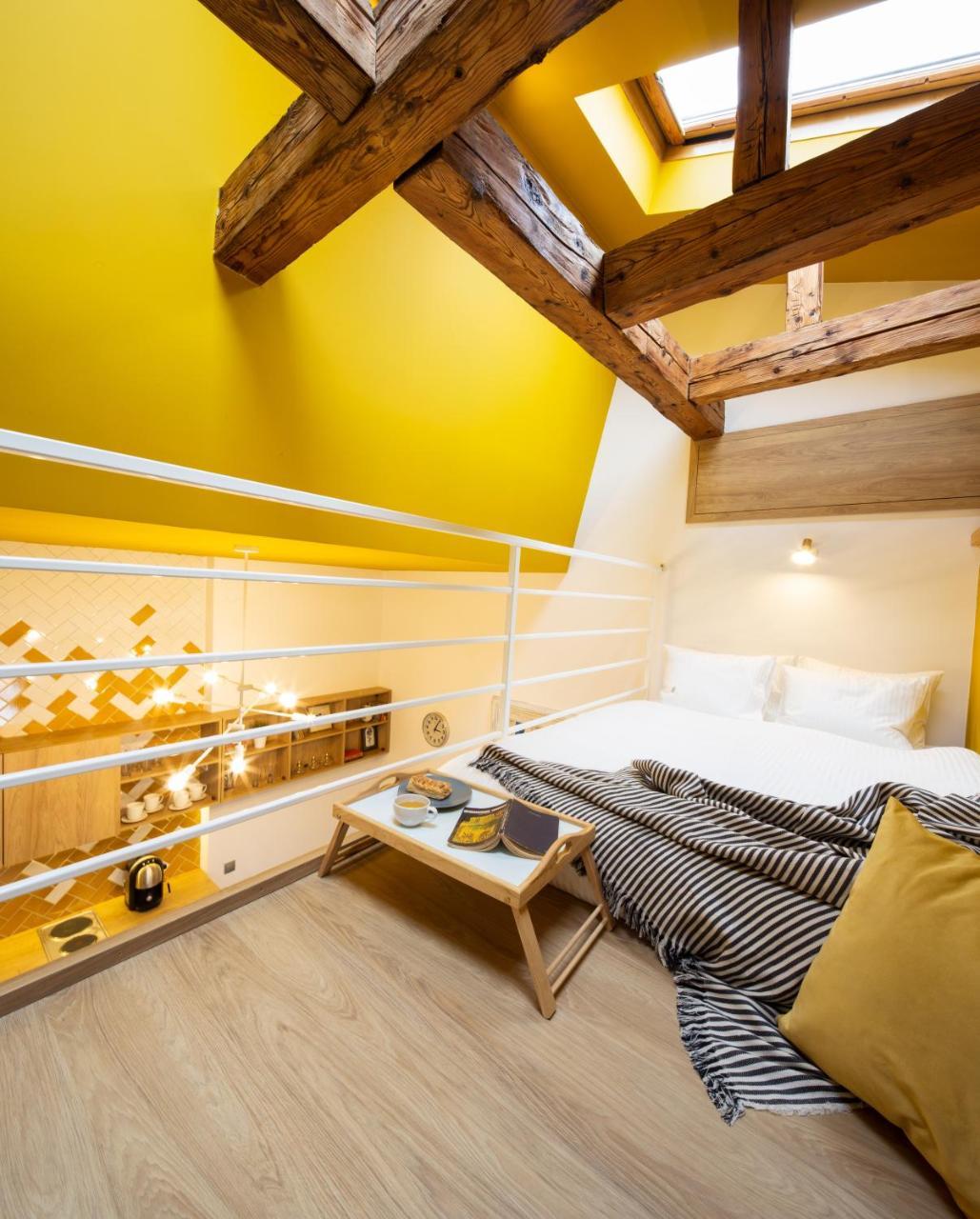 Yellow Apartment Клуж-Напока Екстериор снимка
